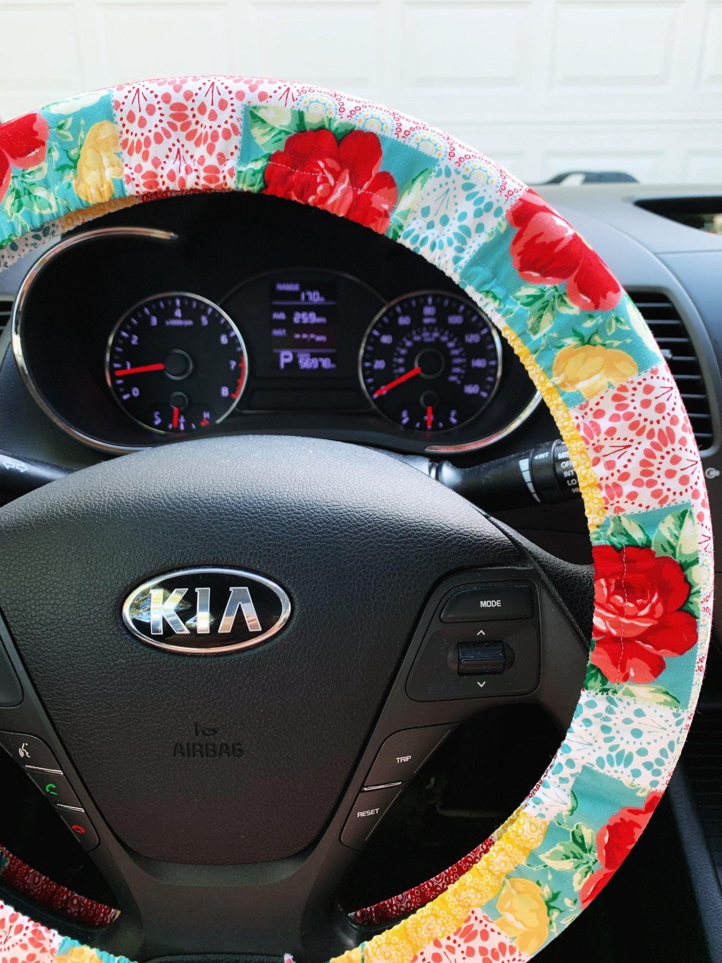 Rose Patchwork Steering Wheel Cover