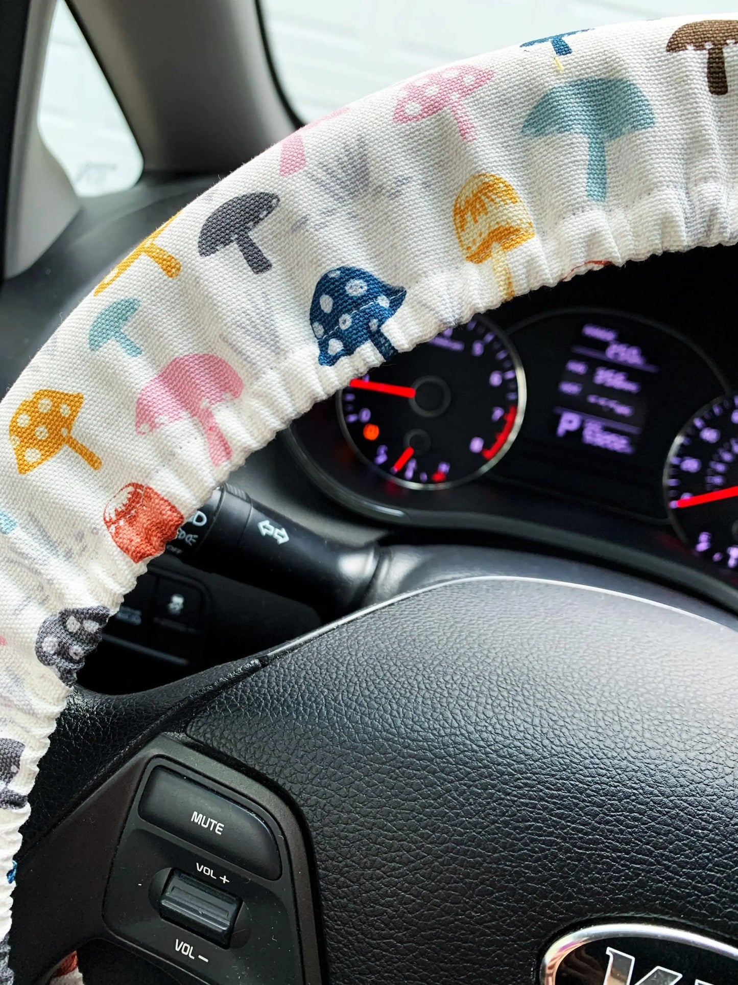 Mushroom Steering Wheel Cover Moonshadow Caravan