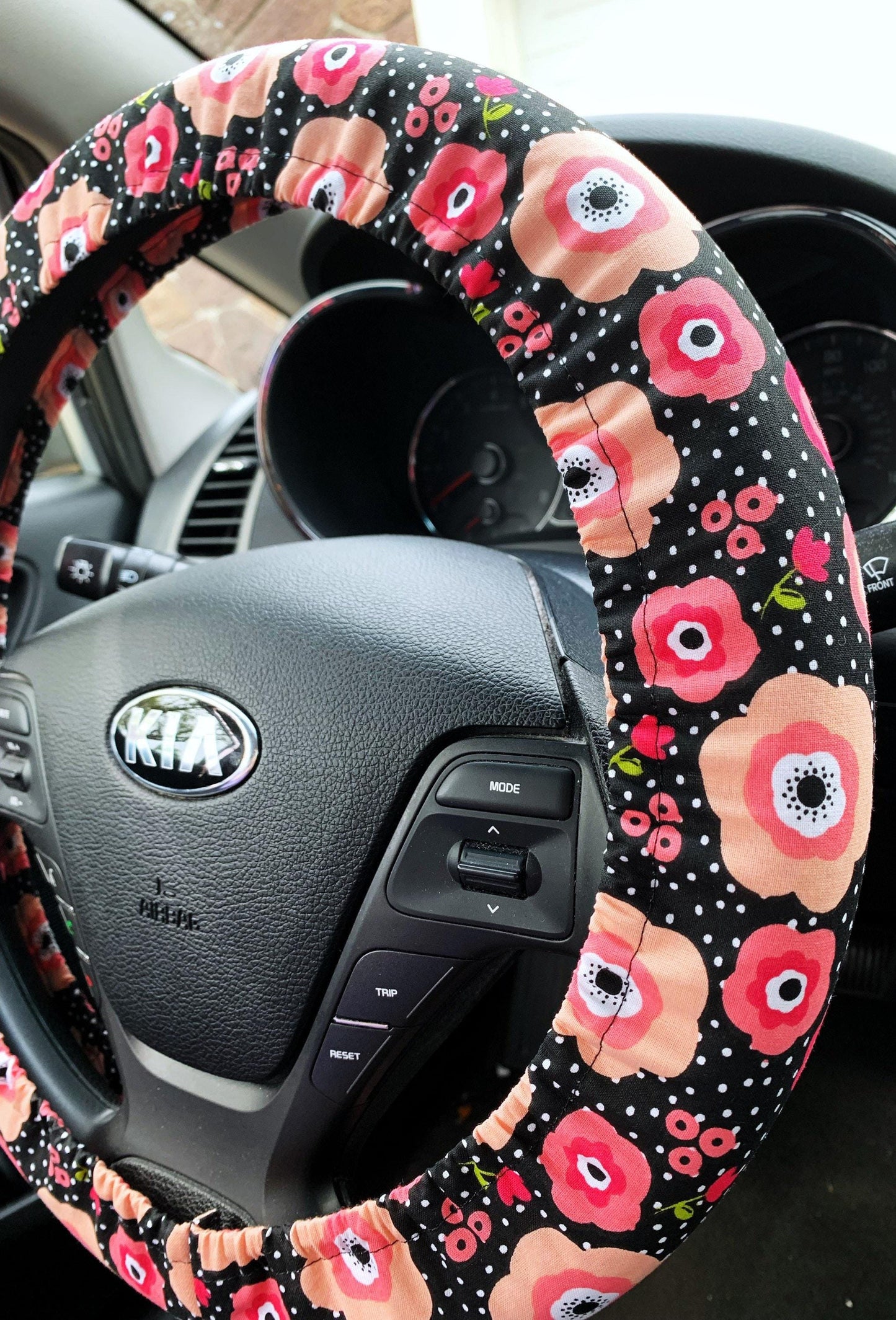 Pink Poppy Steering Wheel Cover