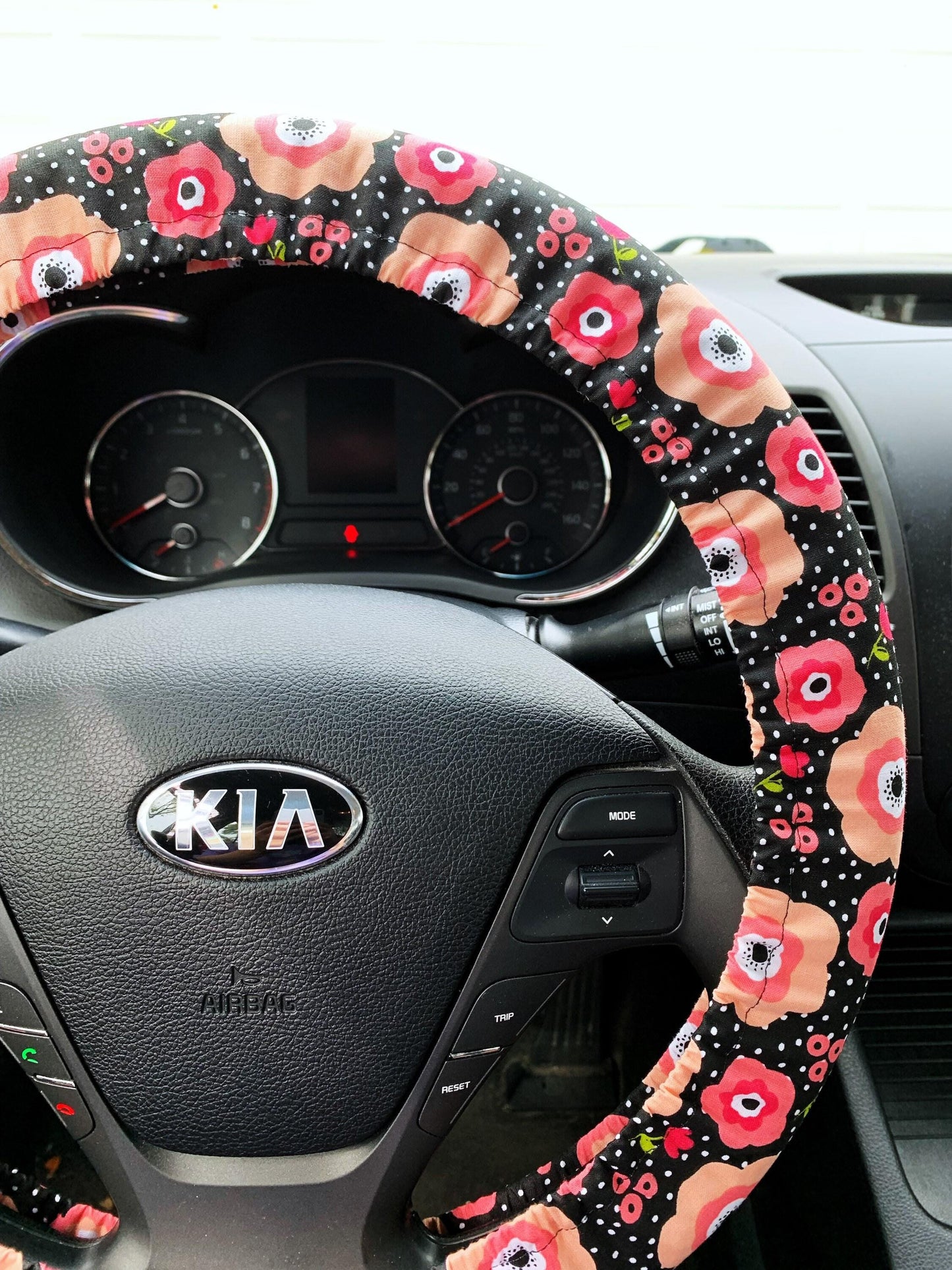 Pink Poppy Steering Wheel Cover