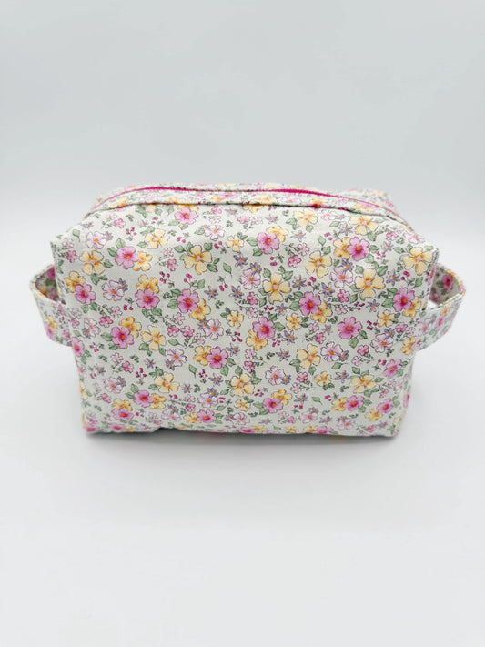 Vintage Style Floral Quilted Boxy Bag, Medium Size Makeup Case