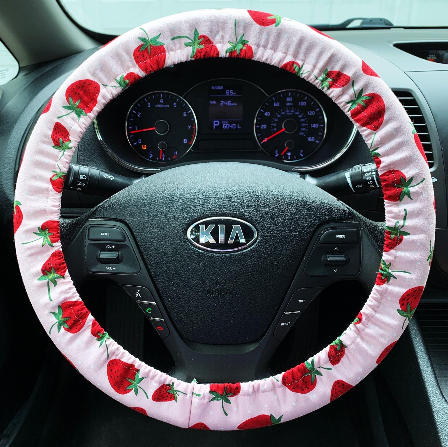 Light Pink Dot Strawberry Steering Wheel Cover