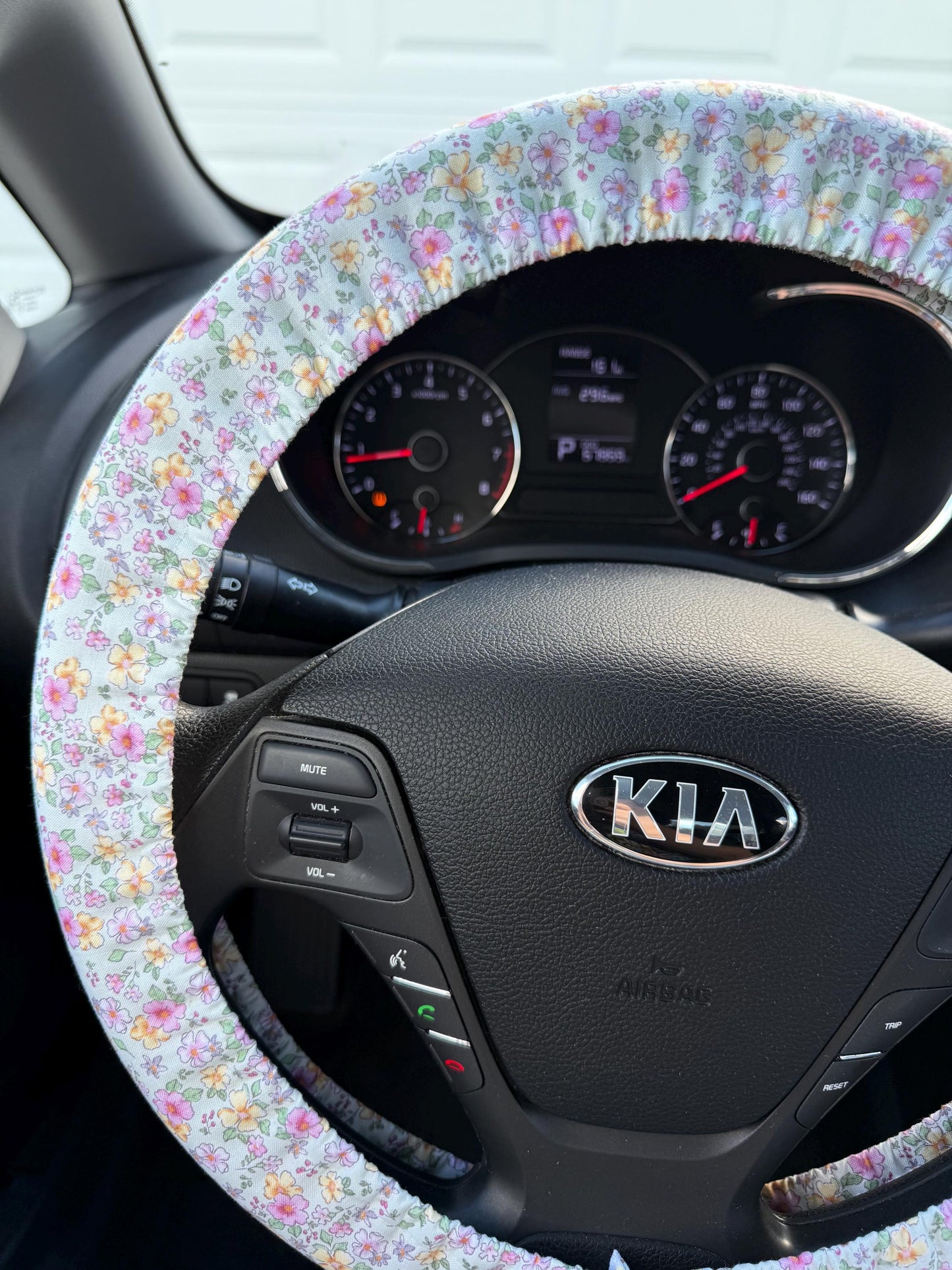 Vintage Calico Floral Steering Wheel Cover