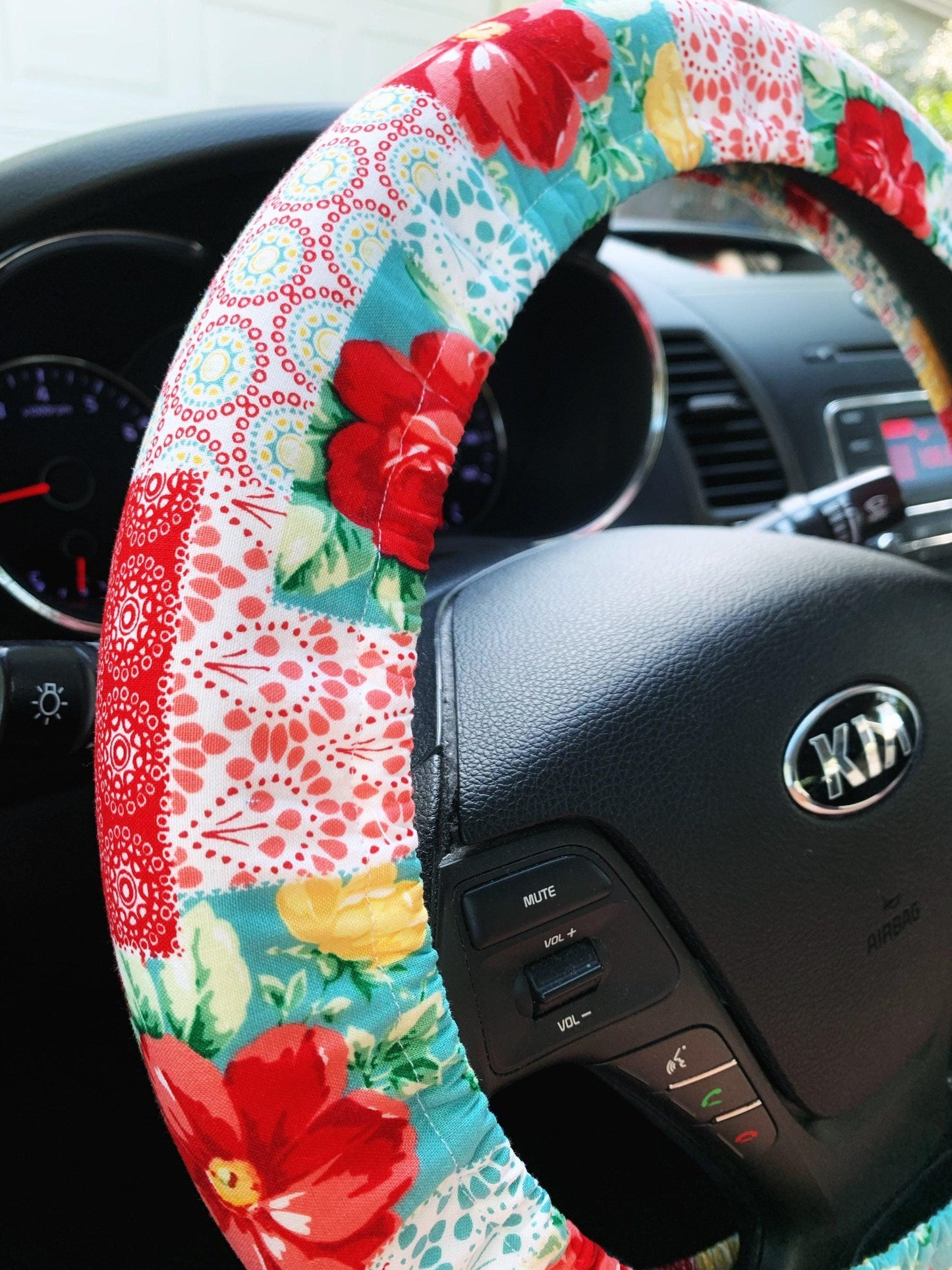 Rose Patchwork Steering Wheel Cover