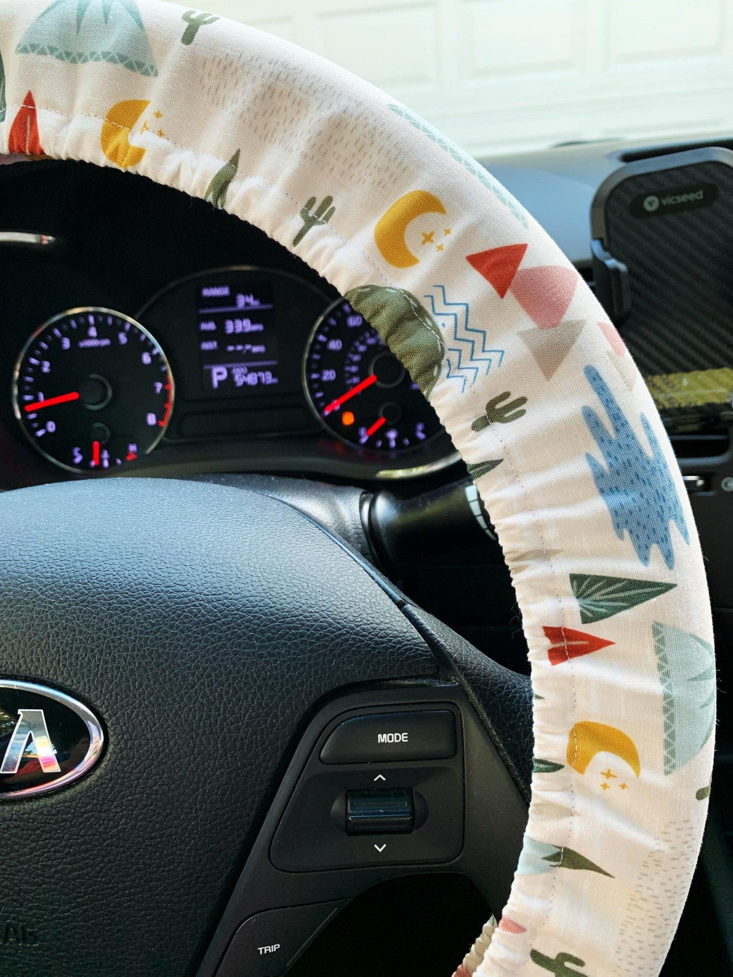 Mountain Traveler Steering Wheel Cover