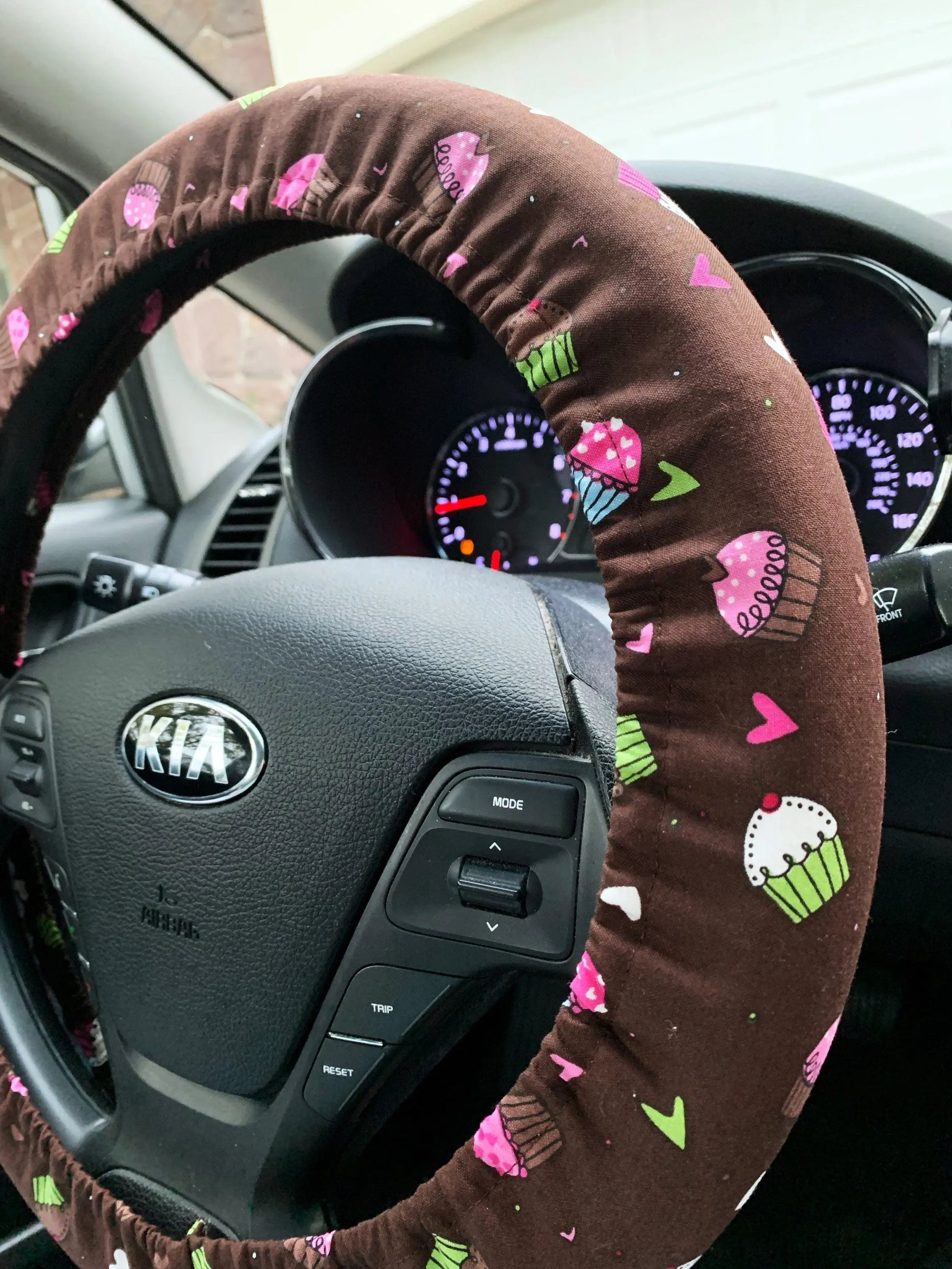 Cupcake Steering Wheel Cover Moonshadow Caravan