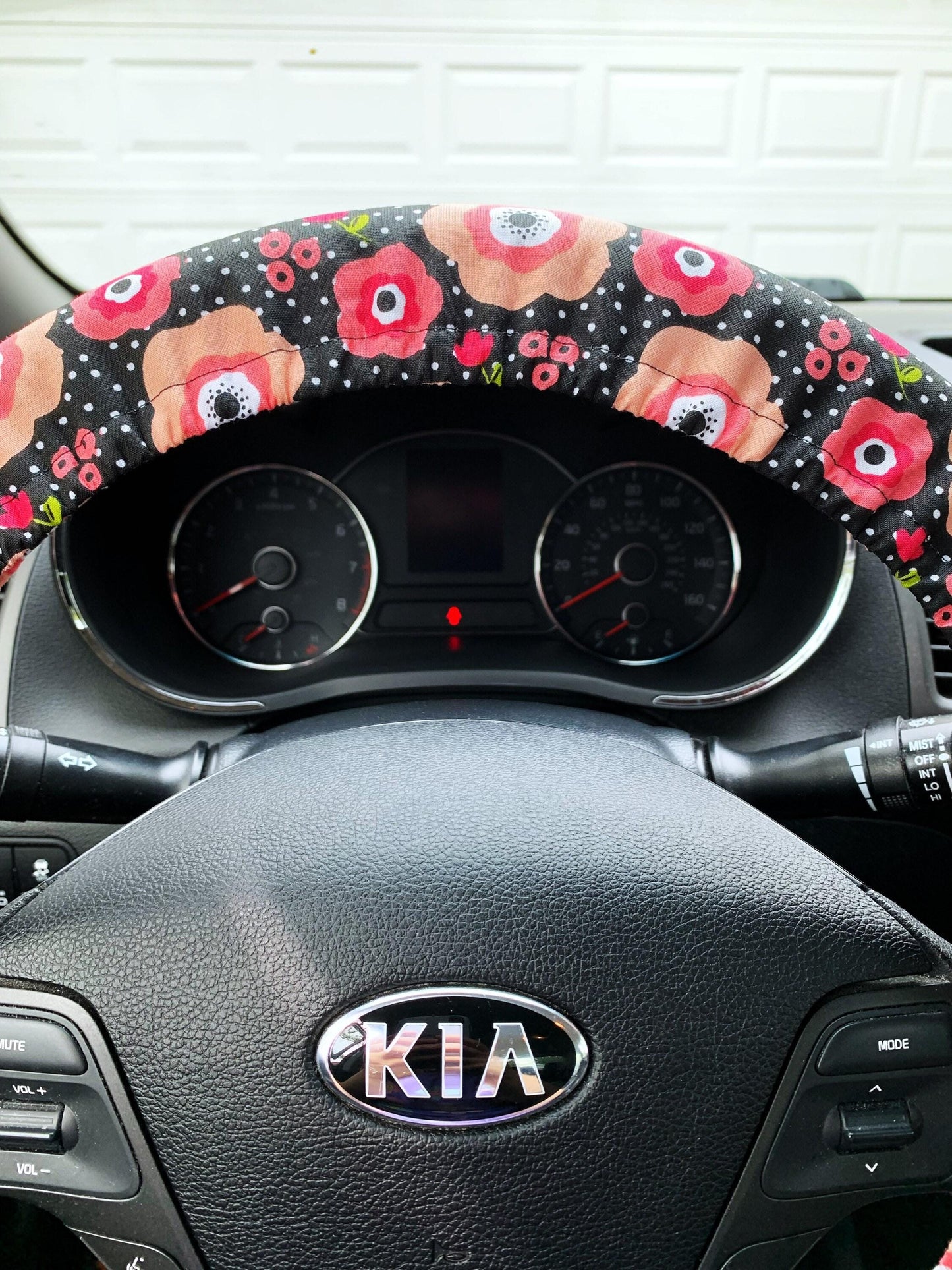 Pink Poppy Steering Wheel Cover